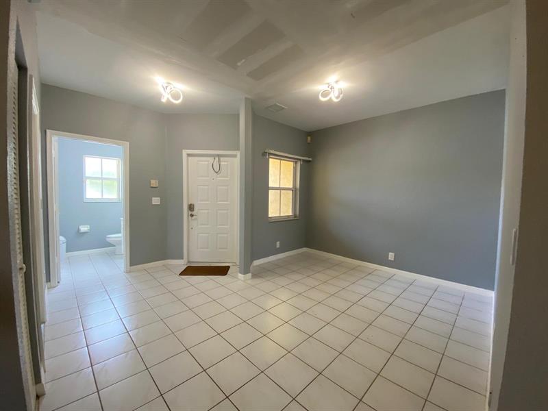 Details for 16839 1st Mnr, Pembroke Pines, FL 33027