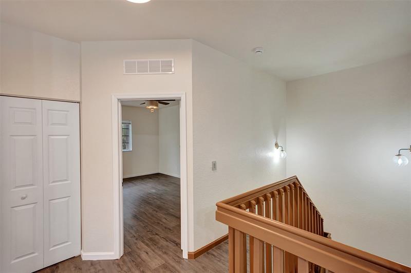 Image 11 of 28 For 3205 33rd St