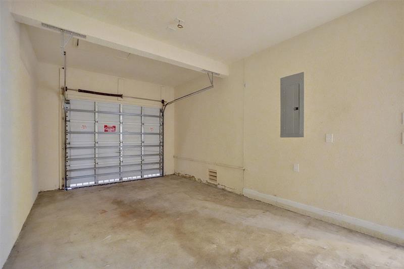 Image 28 of 28 For 3205 33rd St