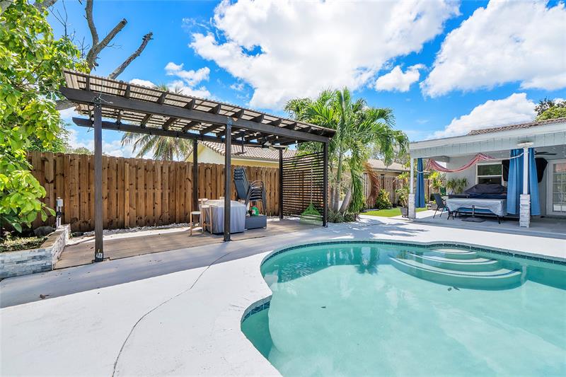 Details for 2495 123rd Ave, Coral Springs, FL 33065