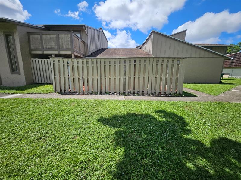 Details for 2221 59th Way  67-c, Lauderhill, FL 33313