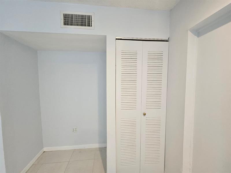 Image 10 of 32 For 2221 59th Way  67-c