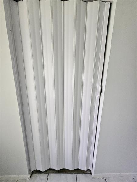 Image 18 of 32 For 2221 59th Way  67-c