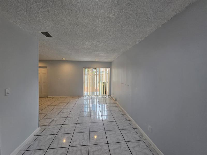 Image 9 of 32 For 2221 59th Way  67-c