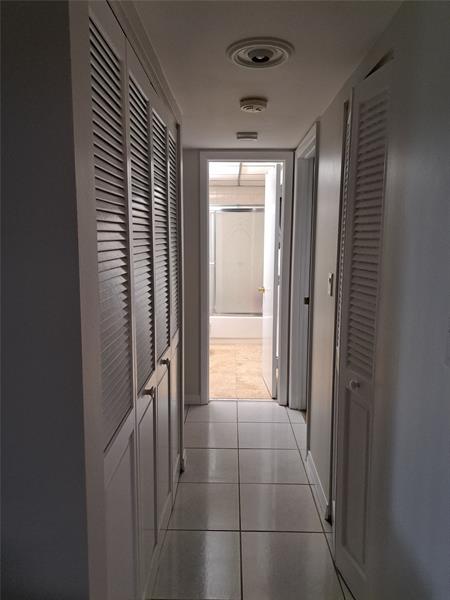 Image 6 of 8 For 6751 University Dr  206