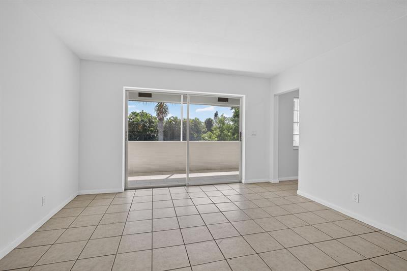 Image 10 of 32 For 126 Sparrow Dr  10-b
