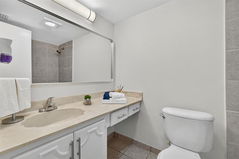 Image 17 of 32 For 126 Sparrow Dr  10-b