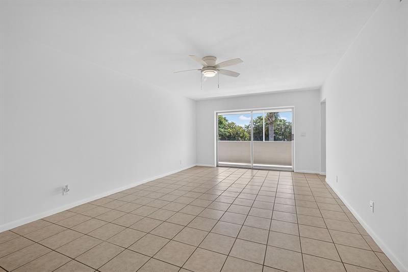 Image 9 of 32 For 126 Sparrow Dr  10-b