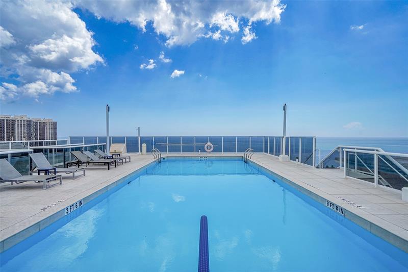 Image 33 of 47 For 2841 Ocean Blvd  1004