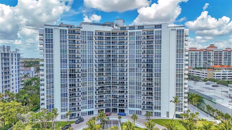 Image 40 of 47 For 2841 Ocean Blvd  1004