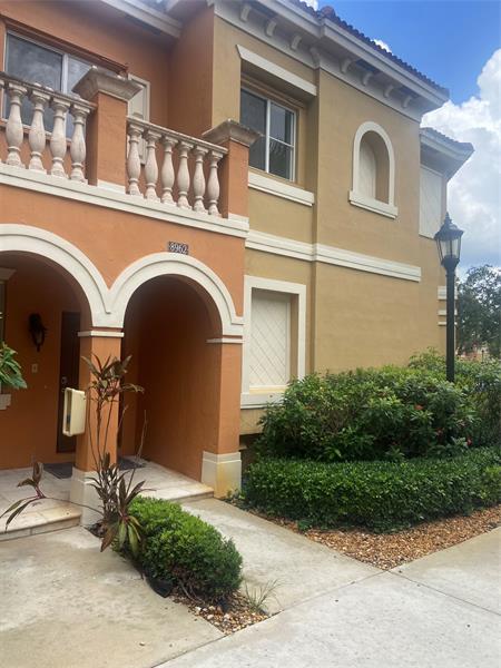 Details for 8962 18th St, Hollywood, FL 33025