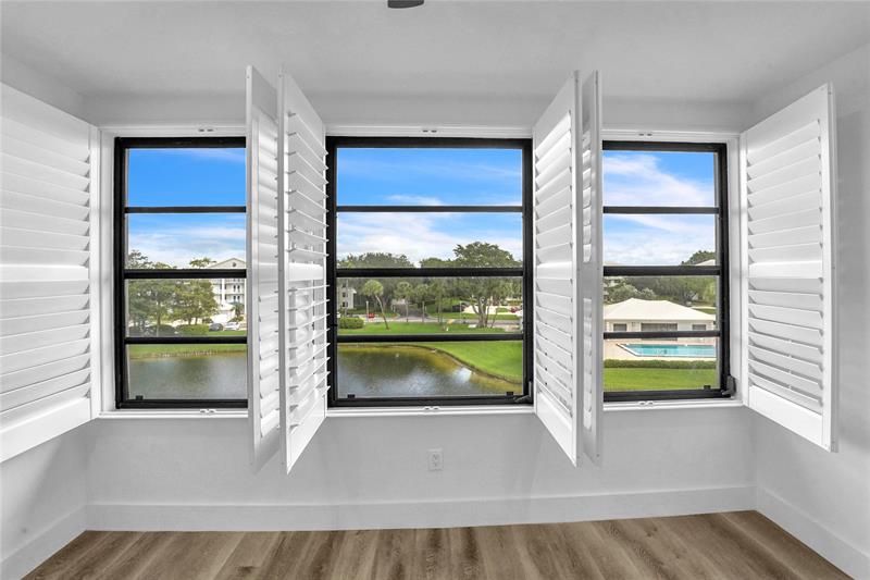 Image 5 of 22 For 6037 Balboa Circle  401