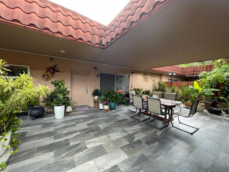 Details for 2320 81st Ter  4, Pompano Beach, FL 33068