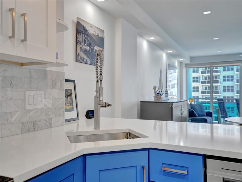 Image 13 of 82 For 3430 Galt Ocean Dr  1504