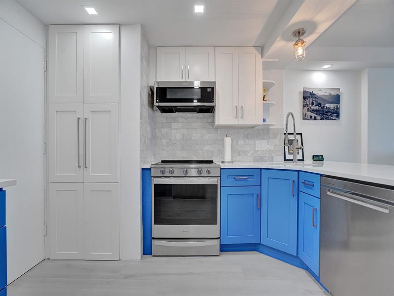Image 14 of 82 For 3430 Galt Ocean Dr  1504
