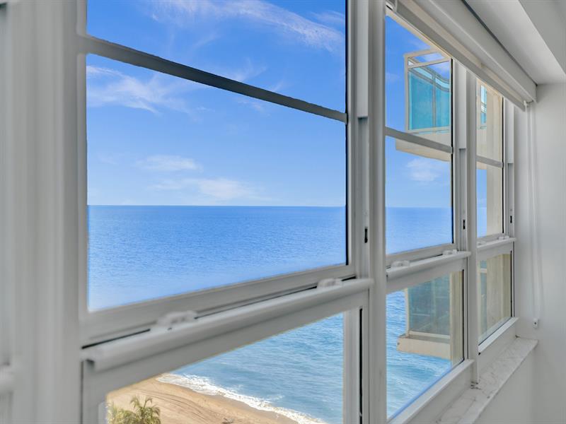 Image 25 of 82 For 3430 Galt Ocean Dr  1504