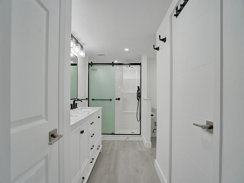 Image 26 of 82 For 3430 Galt Ocean Dr  1504