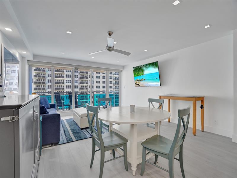 Image 34 of 82 For 3430 Galt Ocean Dr  1504