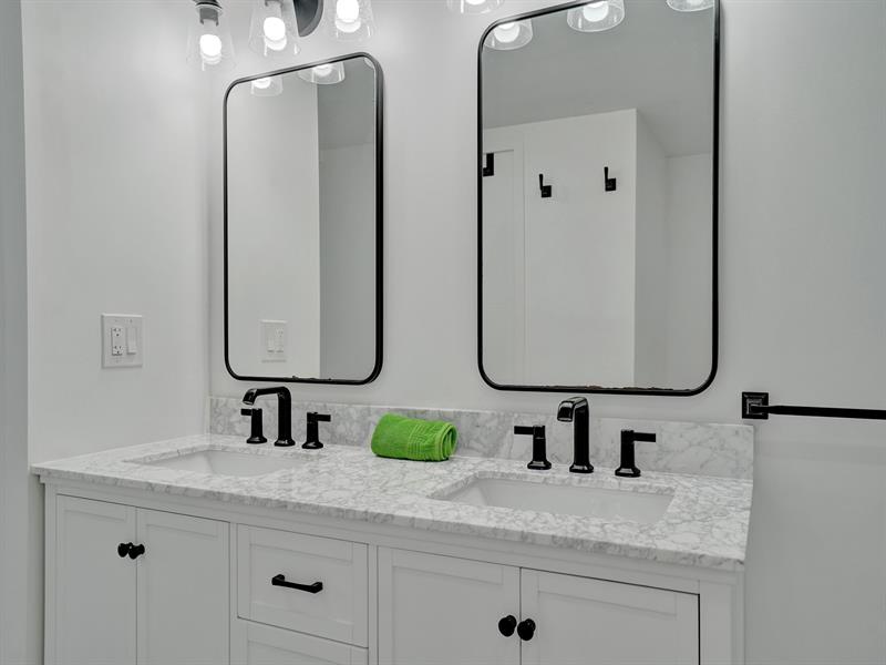 Image 40 of 82 For 3430 Galt Ocean Dr  1504