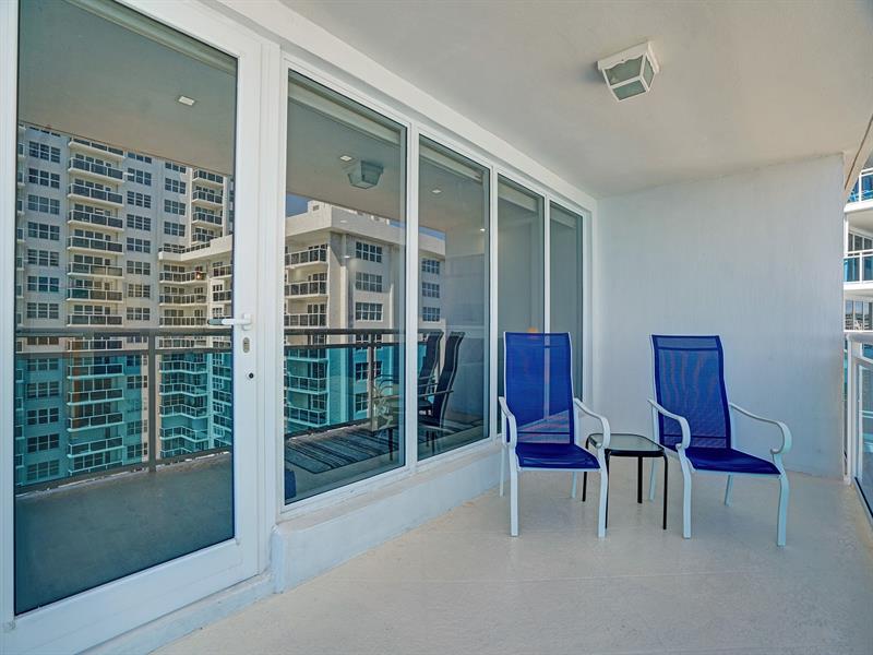 Image 46 of 82 For 3430 Galt Ocean Dr  1504