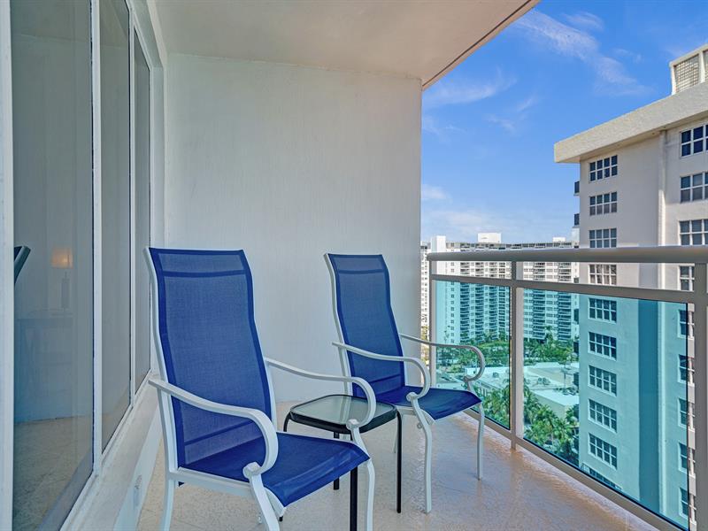 Image 47 of 82 For 3430 Galt Ocean Dr  1504