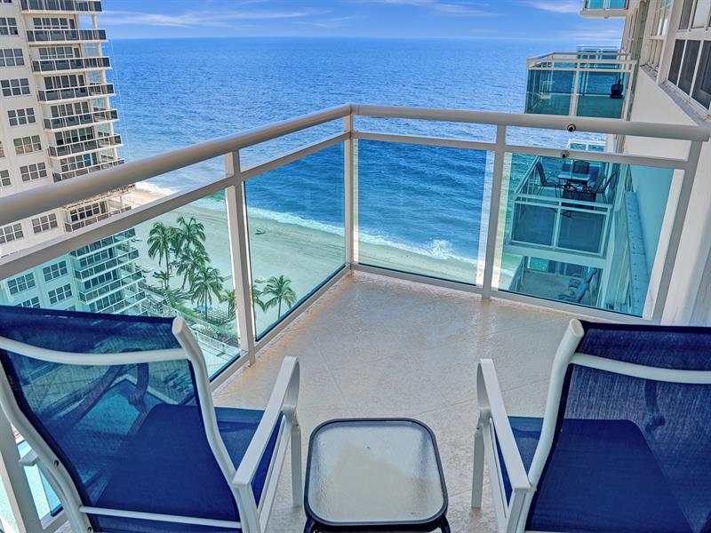 Image 50 of 82 For 3430 Galt Ocean Dr  1504