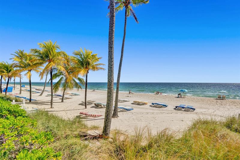Image 62 of 82 For 3430 Galt Ocean Dr  1504