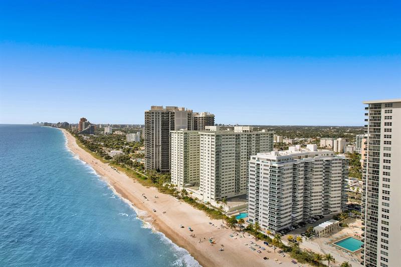 Image 68 of 82 For 3430 Galt Ocean Dr  1504