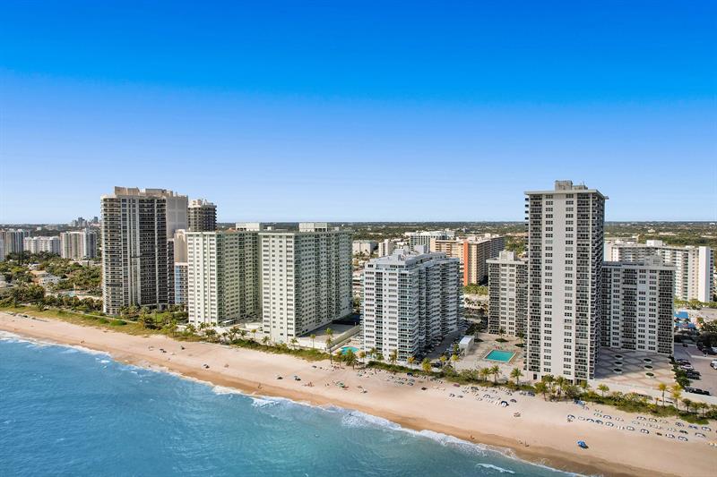 Image 70 of 82 For 3430 Galt Ocean Dr  1504