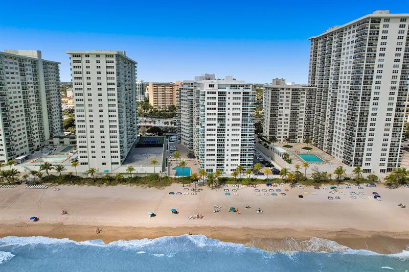 Image 76 of 82 For 3430 Galt Ocean Dr  1504