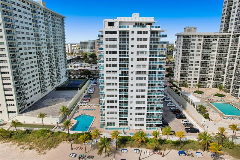 Image 77 of 82 For 3430 Galt Ocean Dr  1504