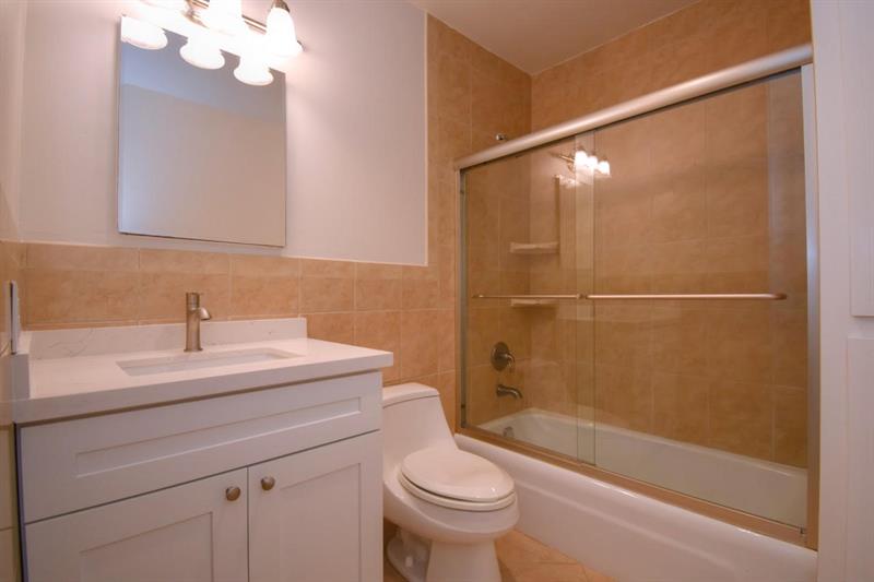 Image 14 of 16 For 2220 68th St  1007