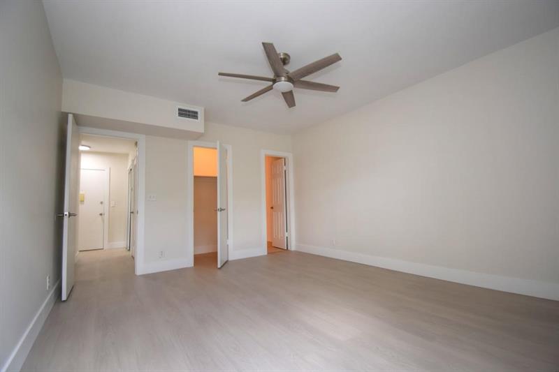 Image 9 of 16 For 2220 68th St  1007