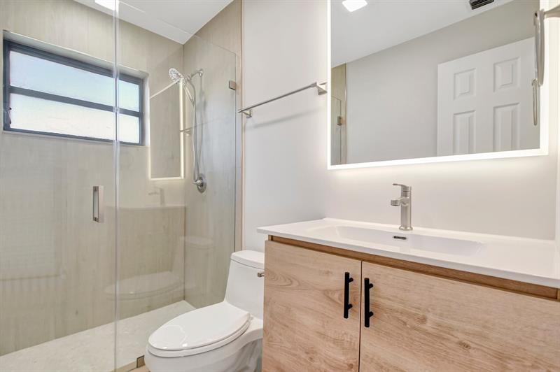 Image 15 of 45 For 14932 Wildflower Ln  14932
