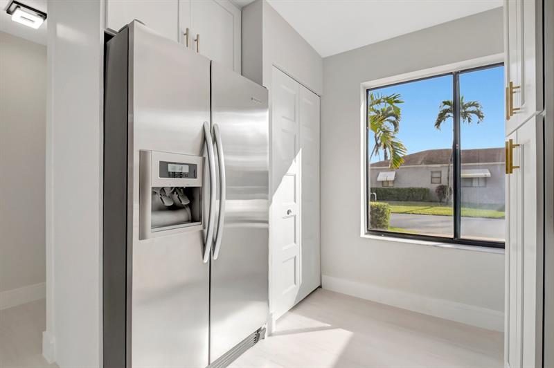 Image 7 of 45 For 14932 Wildflower Ln  14932