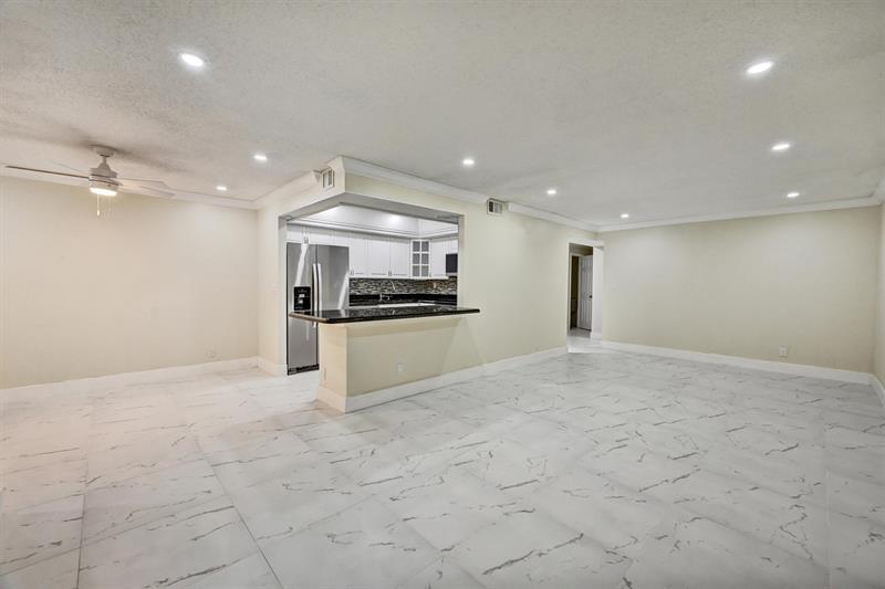 Image 13 of 44 For 3336 Quail Close