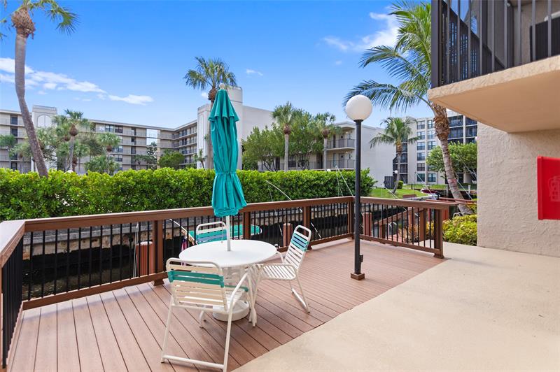 Image 32 of 34 For 16 Royal Palm Way  302