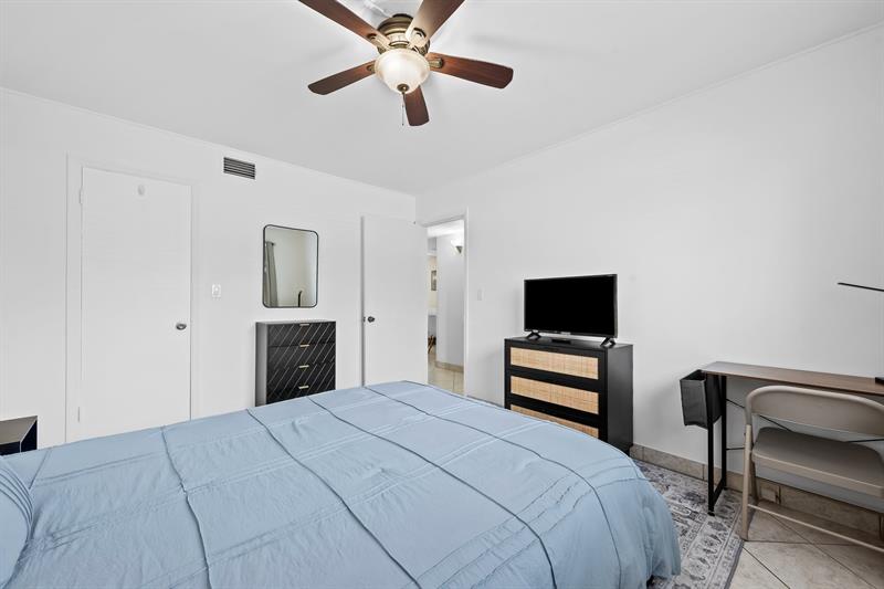 Image 6 of 15 For 1000 15th St  103