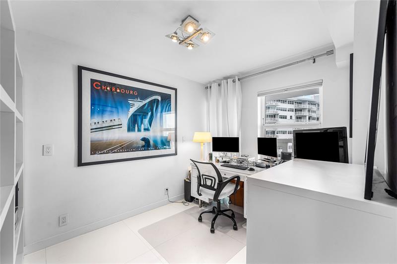 Image 23 of 39 For 2000 Ocean Dr  1209