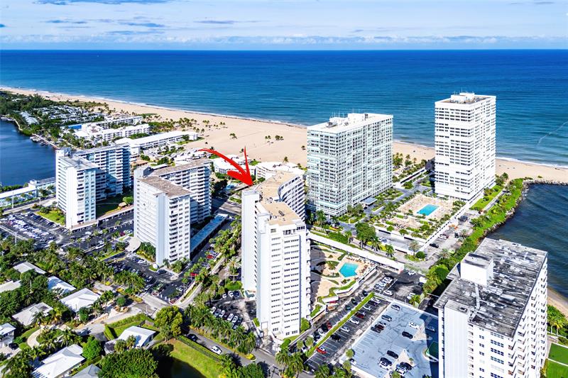 Image 33 of 39 For 2000 Ocean Dr  1209