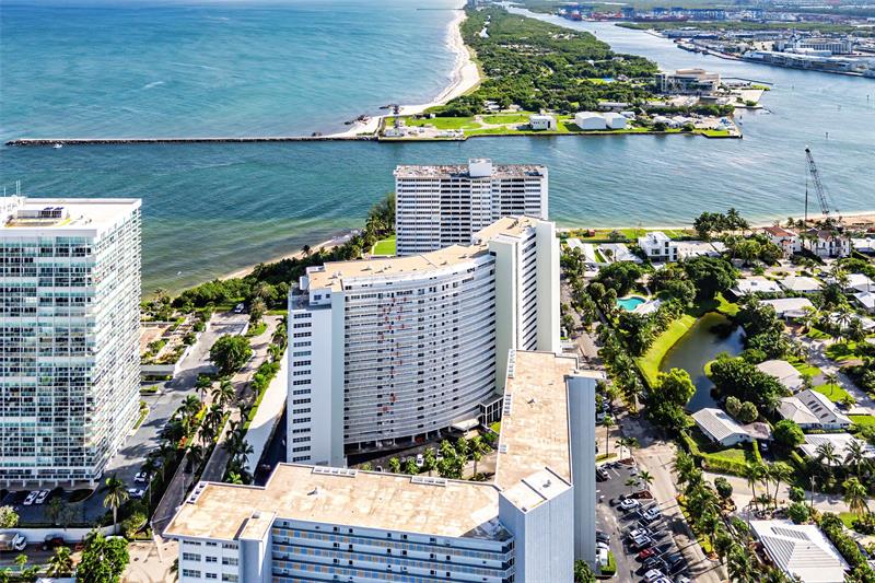Image 34 of 39 For 2000 Ocean Dr  1209