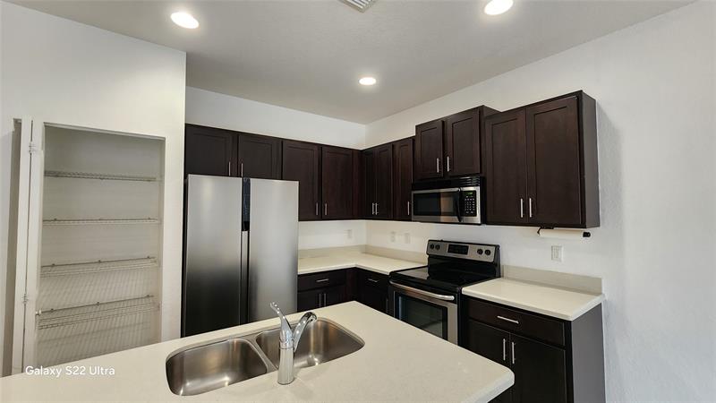 Image 32 of 34 For 3364 10th Ave