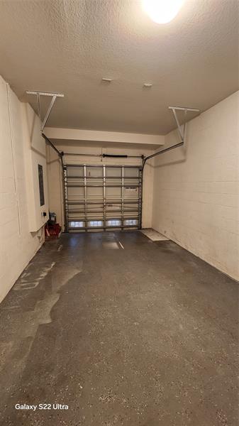 Image 5 of 34 For 3364 10th Ave