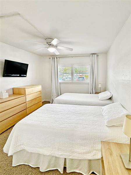 Image 26 of 39 For 2350 14th Street Cswy  108