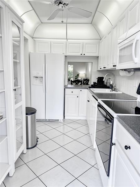Image 31 of 39 For 2350 14th Street Cswy  108