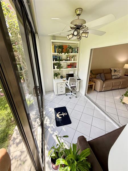Image 4 of 39 For 2350 14th Street Cswy  108