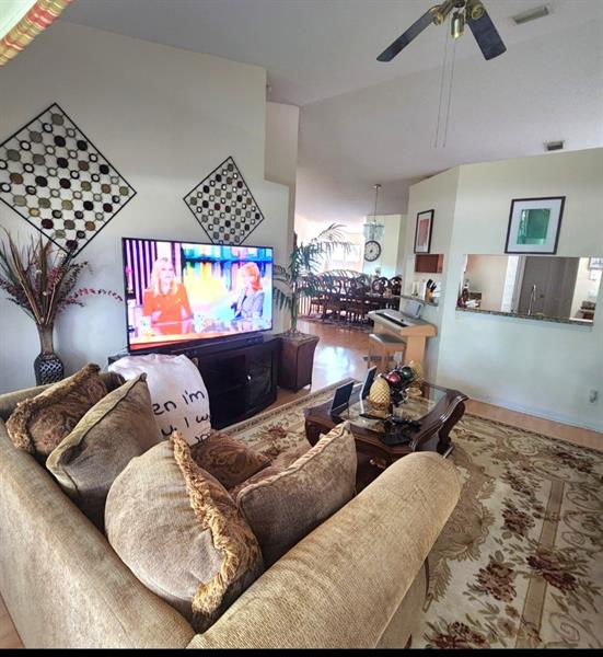 Image 6 of 18 For 9 Via De Casas Sur  201