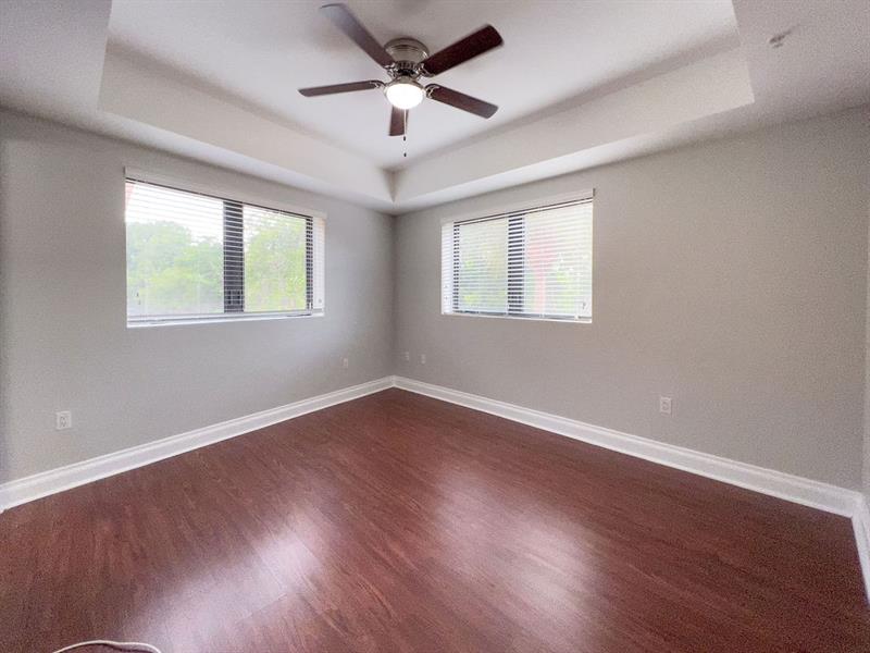 Image 40 of 73 For 4241 Ocean Blvd  102