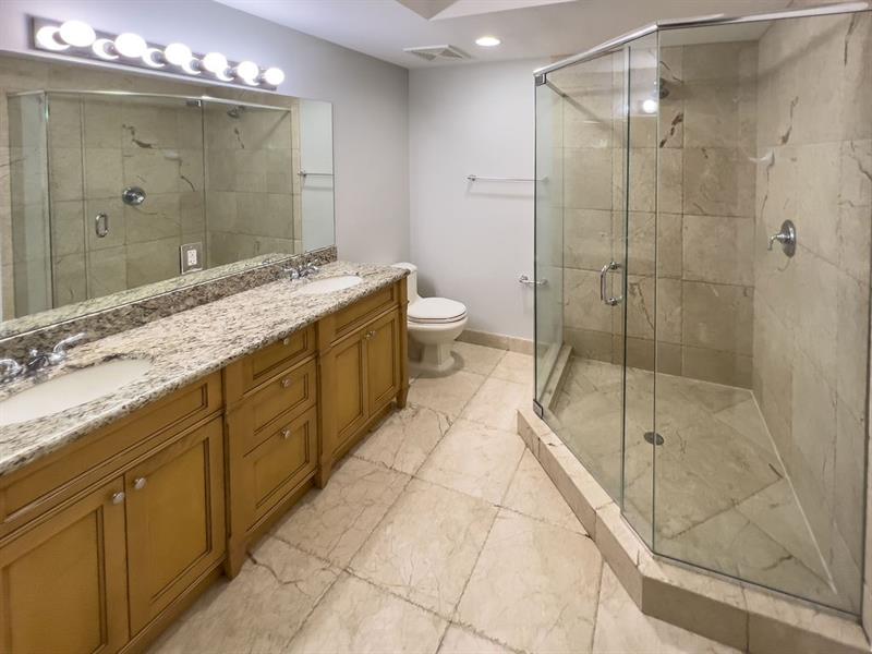 Image 59 of 73 For 4241 Ocean Blvd  102