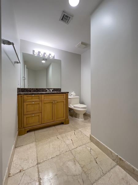 Image 6 of 73 For 4241 Ocean Blvd  102